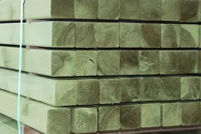 Kesseldruckimprägniertes Holz