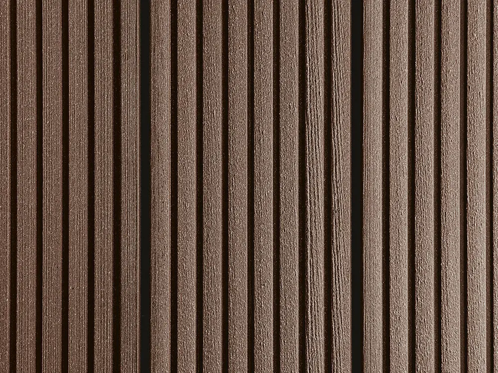 18-201237~~04~NATURinFORM_Terrassendielen_DIE_BELIEBTE_massiv_SCHWARZBRAUN_32469 (1)