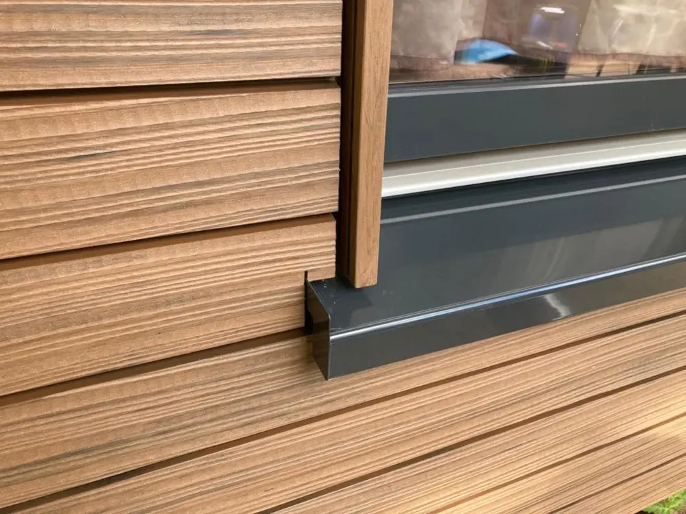 00086329~~12~WPC_Rhombus_Ref12