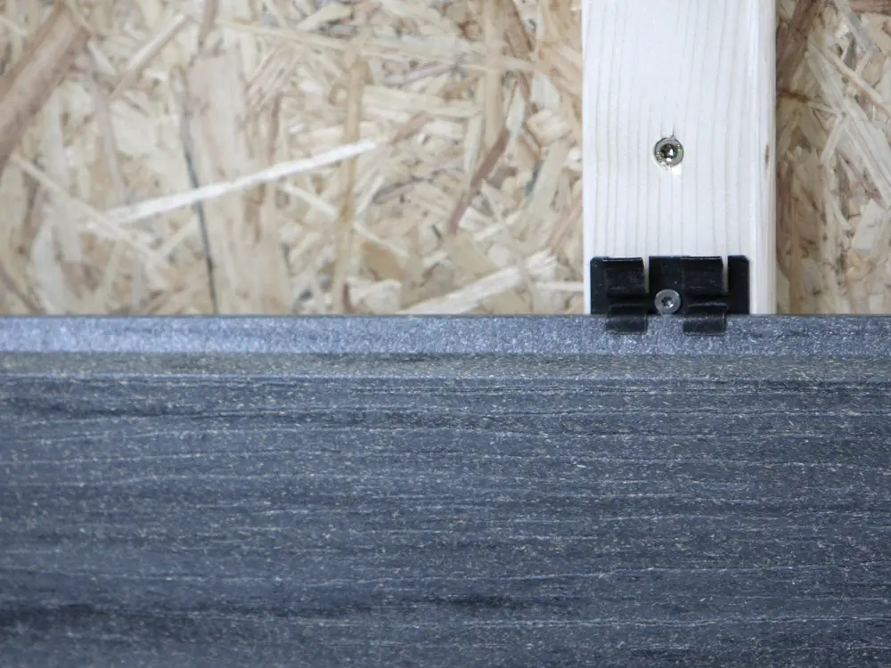 00022445~~05~naturinform-fassadenklammer-die-gestaltende-edelstahl-schwarz-schrauben-inklusive