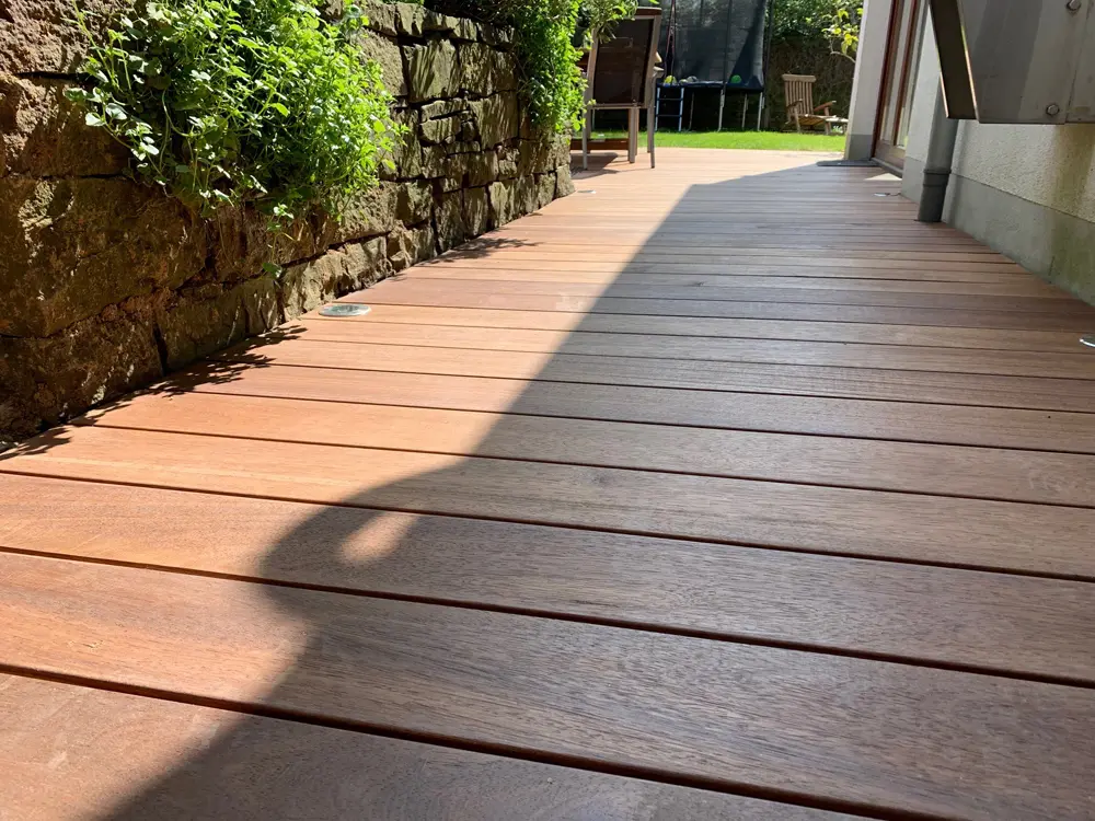 00085113~~03~Terrassendielen_GuyanaTeak