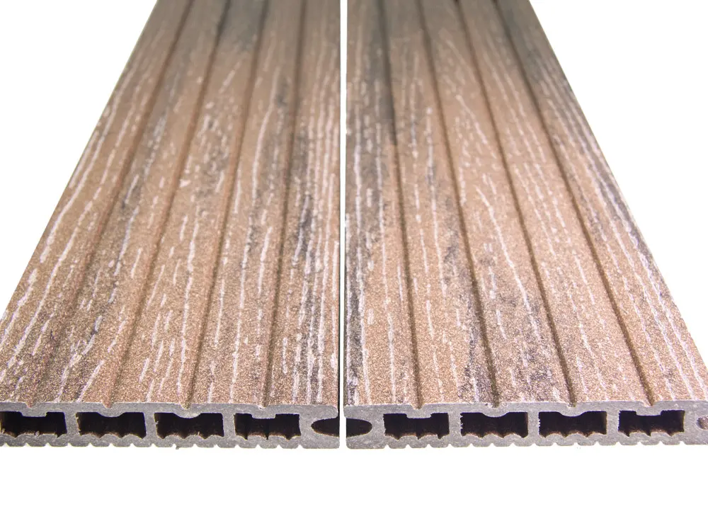 00022427~~17~die-kompakte-plus-wpc-terrassendielen-walnussbraun-grob-fein-gebuerstet-hohlkammerprofil