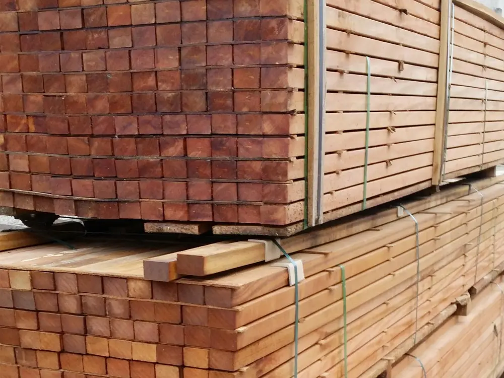 00022656~~06~Cupiuba-Konstruktionsholz-AD-4-seitig-gehobelt-Kanten-gefast