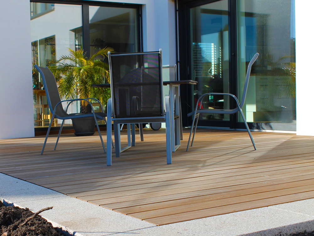 Bangkirai Terrassendielen, 45x145 mm, KD, glatt/grob, *PREMIUM*