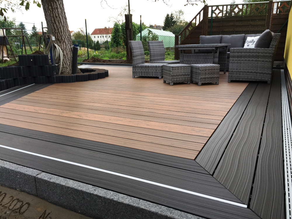 KAHRS WPC Terrassendielen, 20x140 mm, Massiv, Anthrazit, Grob/Strukturiert