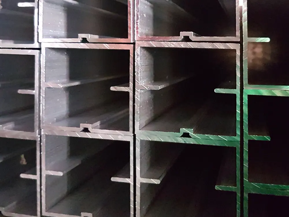 00002485~~02~Unterkonstruktion