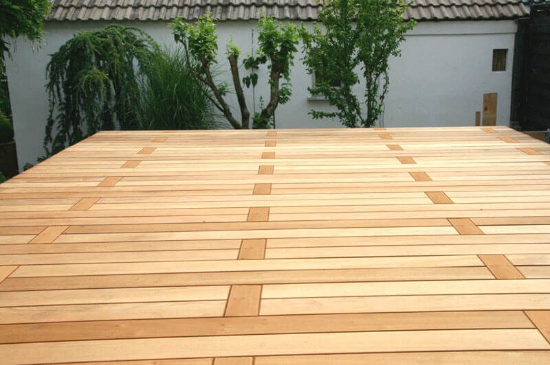 Holzterrasse - Verschiedene Verlegearten