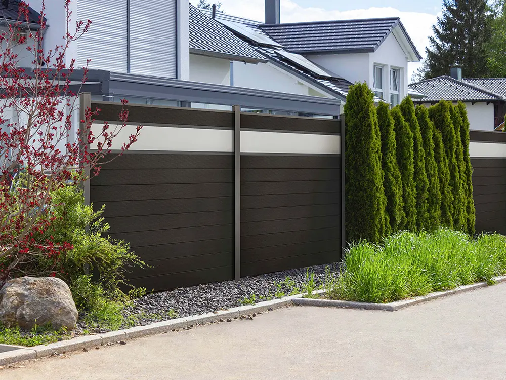 18-500043~~01~Solid_Steckzaun_Schwarz_co-ex_Glaselement_satiniert