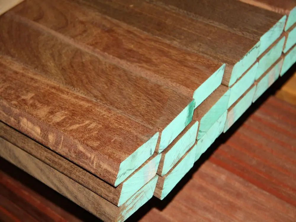 00003748~~16~Ipe_Rhombusleisten_20x65mmAD15grad_Schraege_gehobelt_Kanten_gerundet