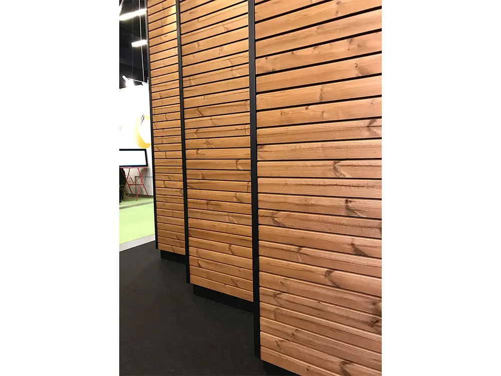 18-205163~~11~Thermokiefer_Rhombusleiste_TIGA_26x68mm02