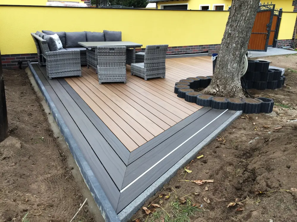 00085330~~03~Kahrs_WPC_anthrazit_Ambiente03