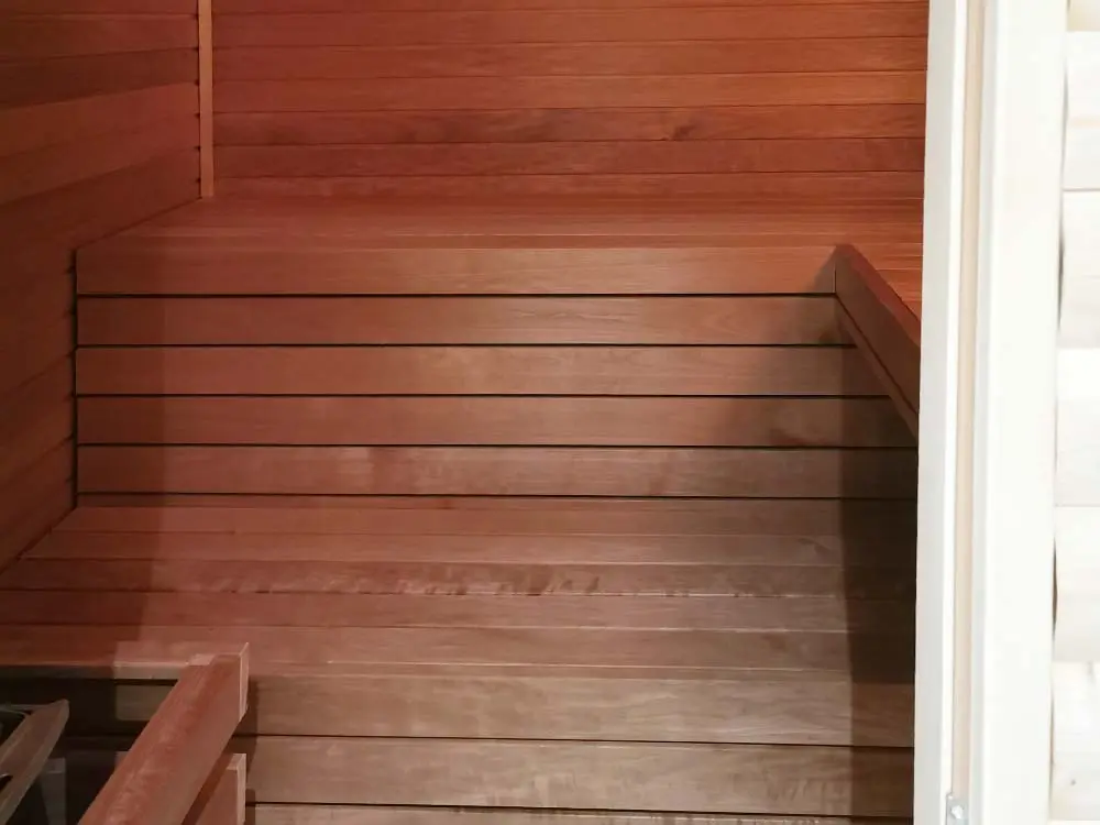 18-201075~~11~Thermoespe_Banklatten