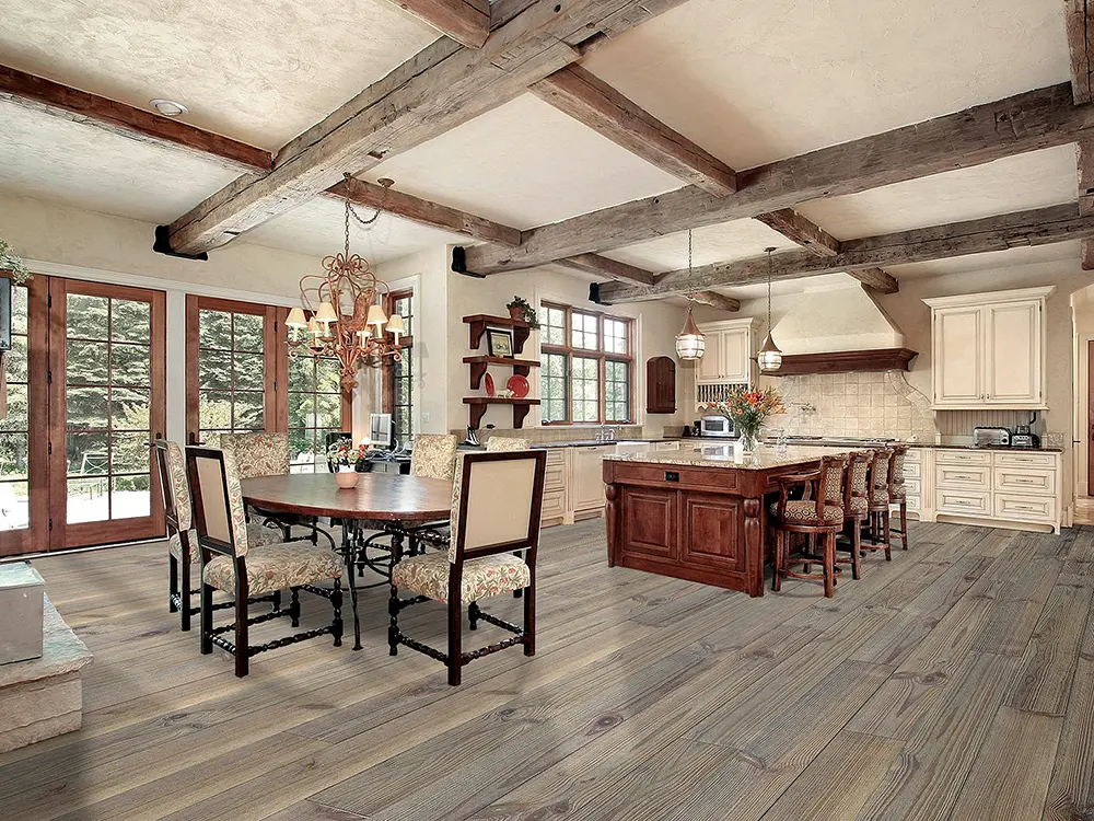 18-201057~~02~KAHRS_Massivholzdiele_Seekiefer