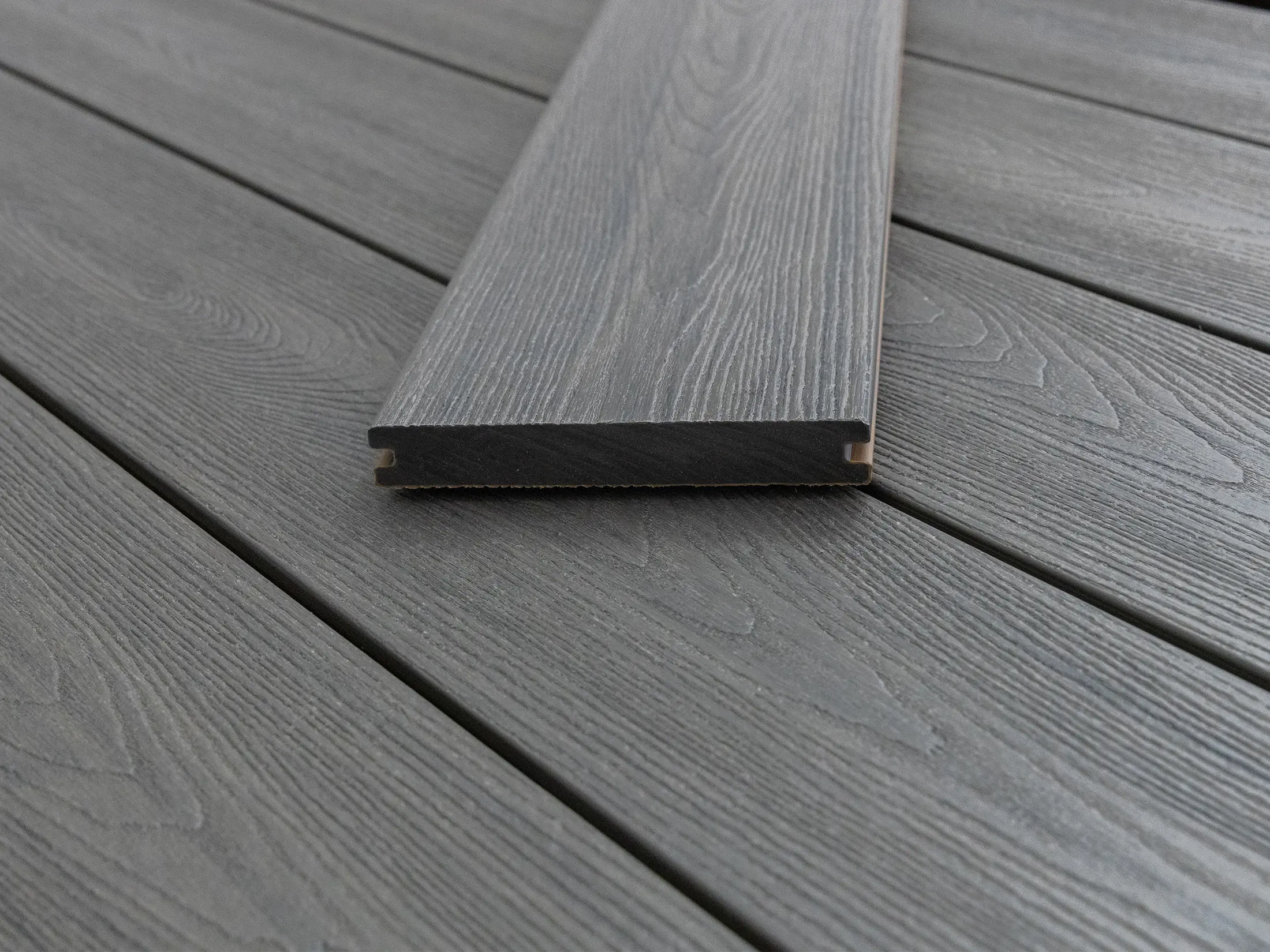 00085529~~32~_WPC_CoEx_Terrassendielen_20x140mmGrey_CU2