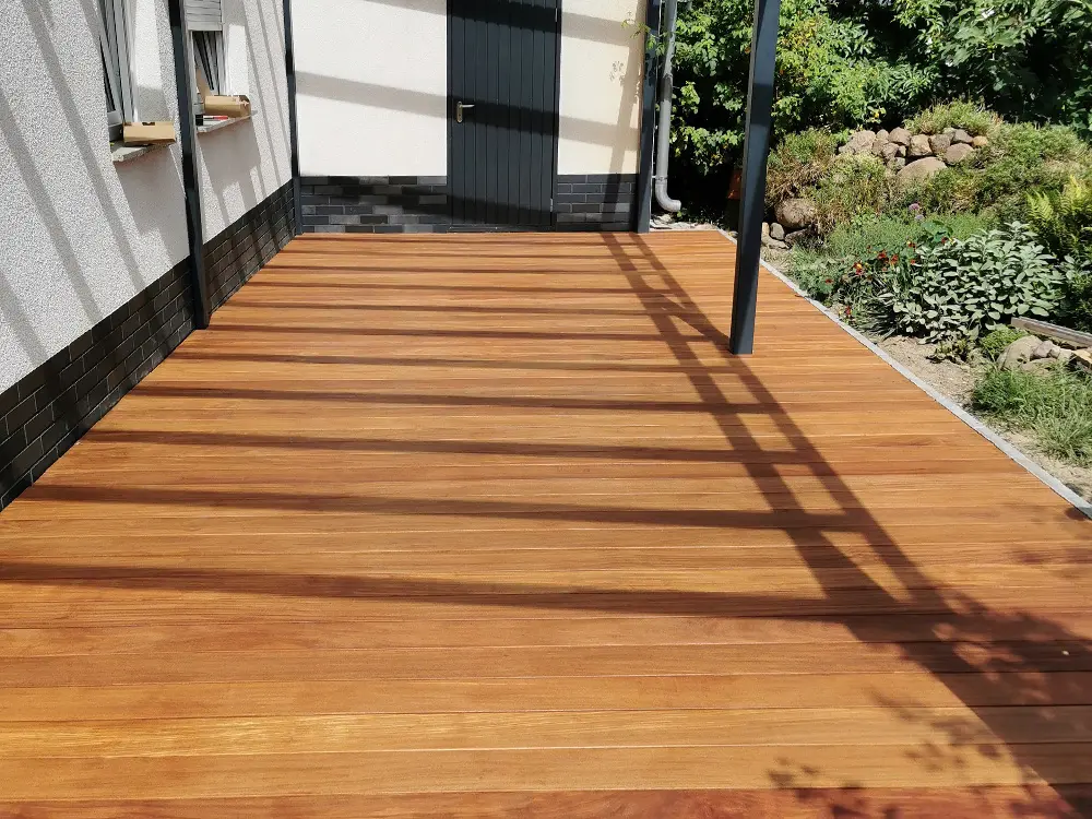 18-204867~~15~Cumaru_Terrasse_21x145_Ambiente15