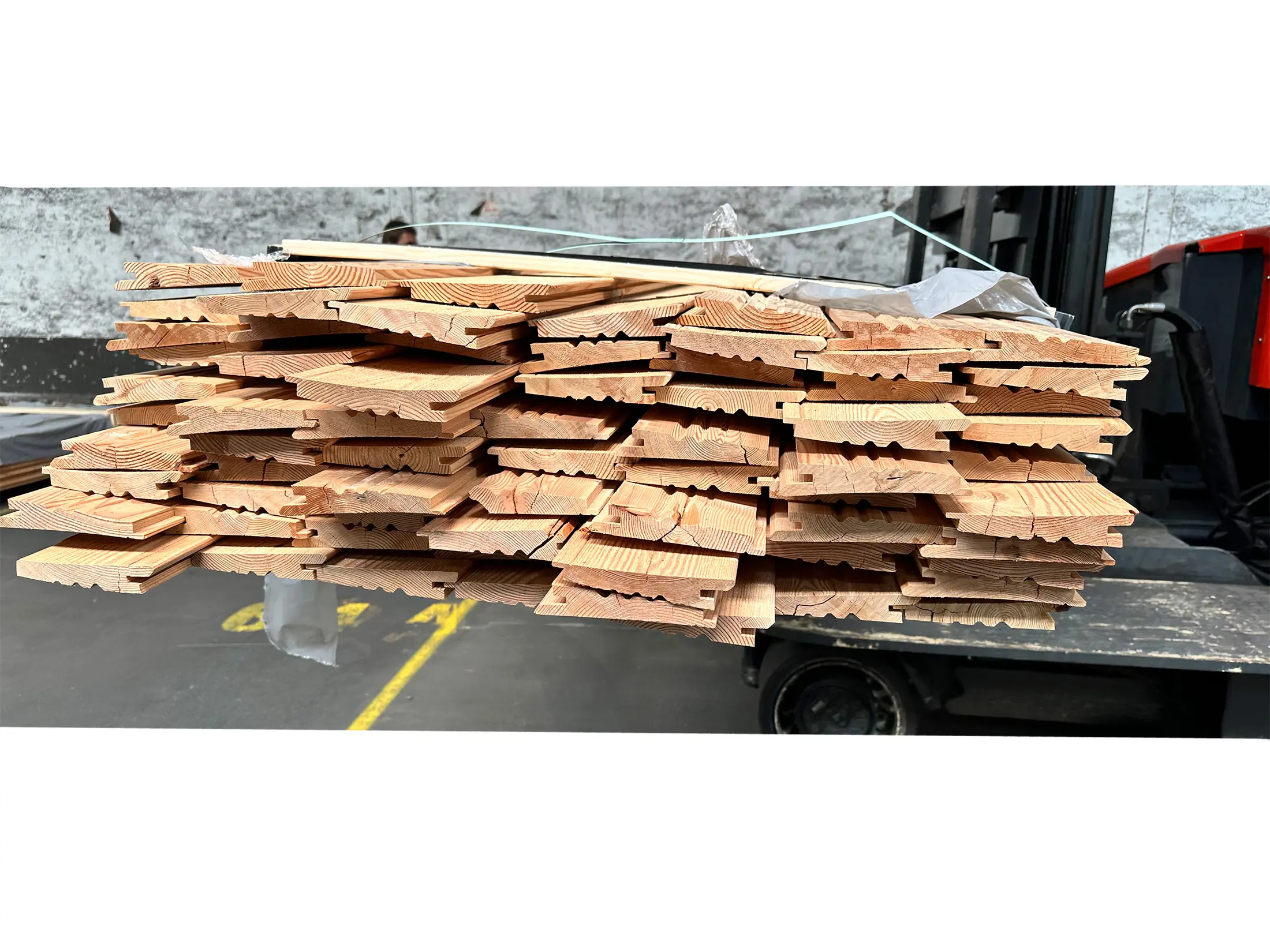 18-220584-B~~12~Kanadische_Laerche_Keilstülpschalung_26x146mm12