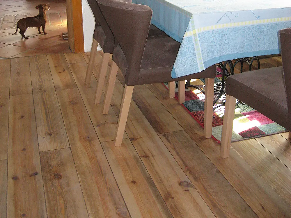 00022286~~03~Terrassendielen_Seekiefer_honig_naturgeoelt