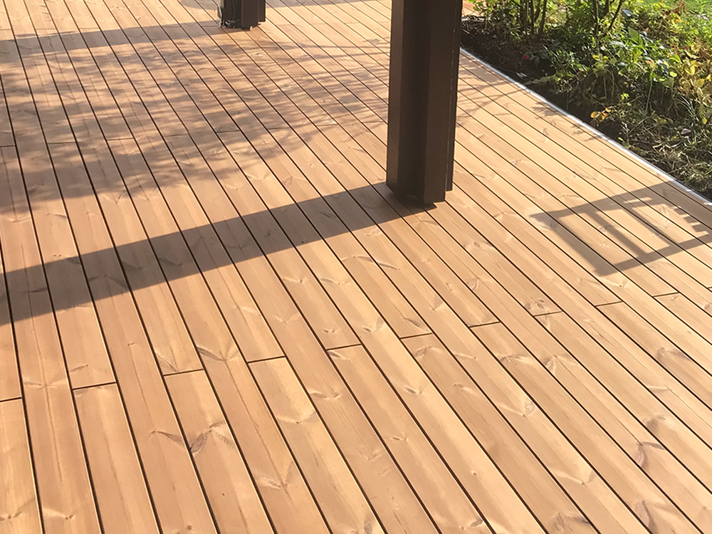 Thermokiefer Terrassendielen, 42x140 mm, glatt/glatt
