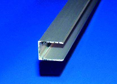 Hochwertiges Alu-U-Profil für 16 mm Hohlkammerpaneele, für Paneelabschlüsse silber eloxiert_1