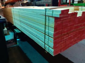 Holzlatten